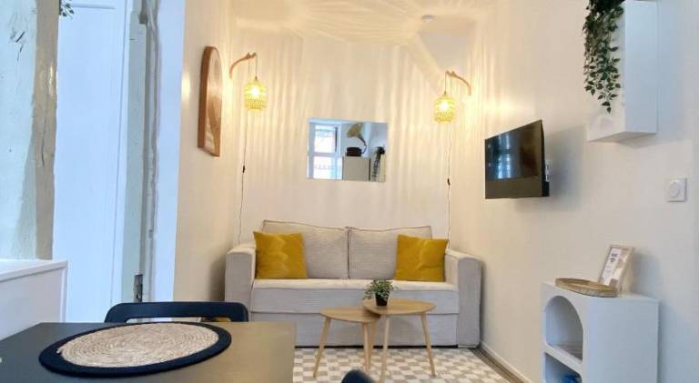 Apartment with 1 room for 2 persons in Rouen