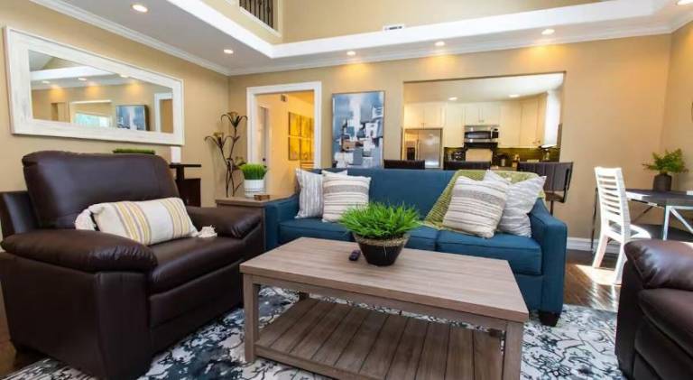 Pleasant vacation home | Dogs allowed in Orange, CA