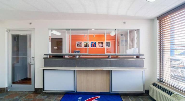 Motel 6 Oklahoma City, OK - South — photo 4