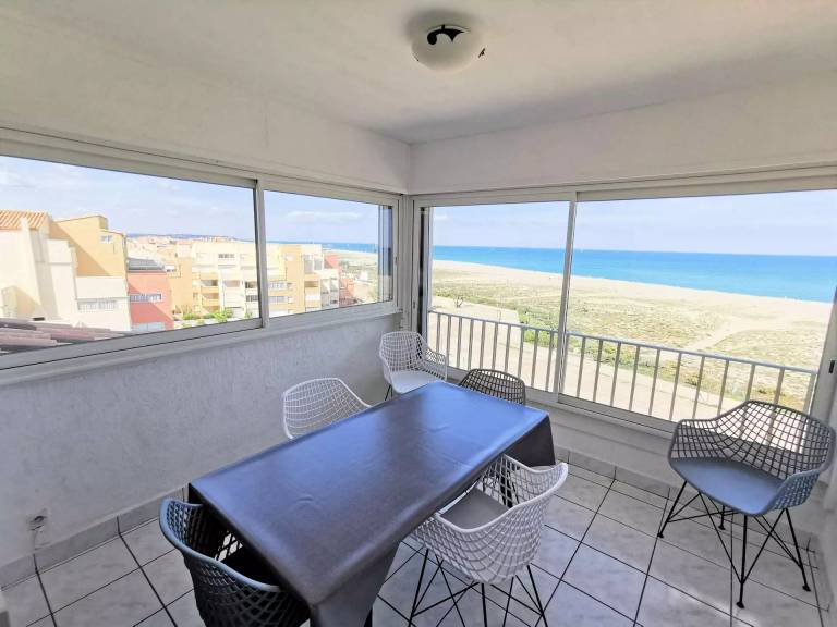 Apartment with 2 rooms for 6 persons — photo 3