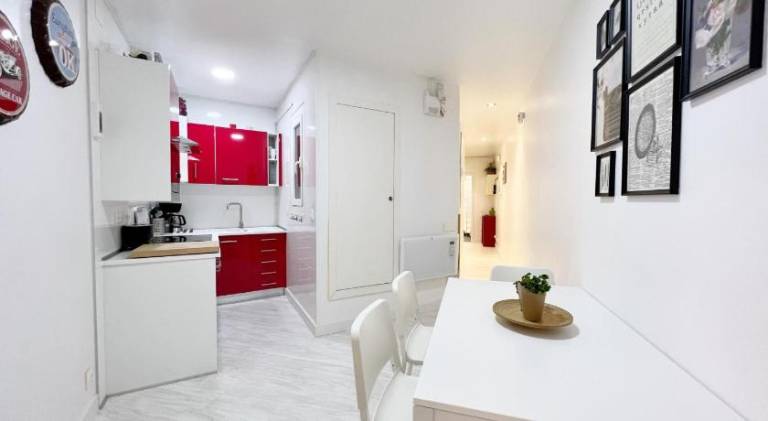Apartment with terrace — photo 5