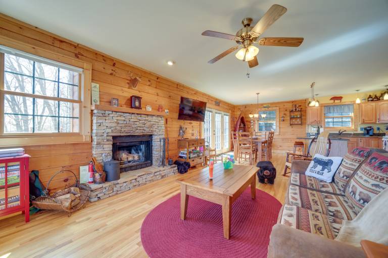 Waynesville Vacation Rental w/ Mountain Views! — photo 4