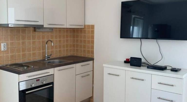 Rental apartment with 2 rooms for 7 persons — photo 3
