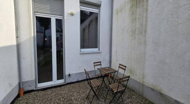 Holiday apartment with patio — photo 4
