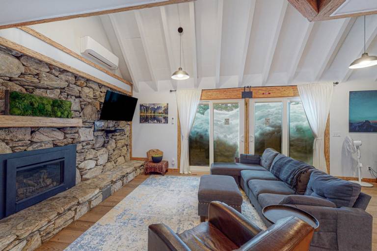 House  Yosemite West