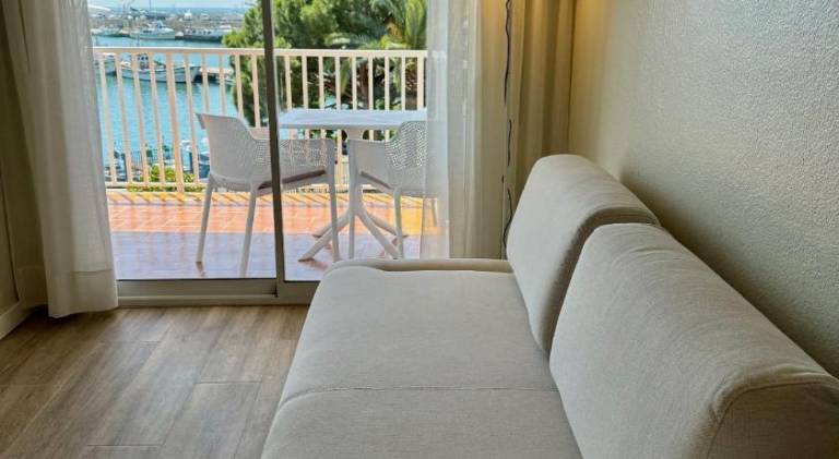 Holiday apartment with terrace — photo 2