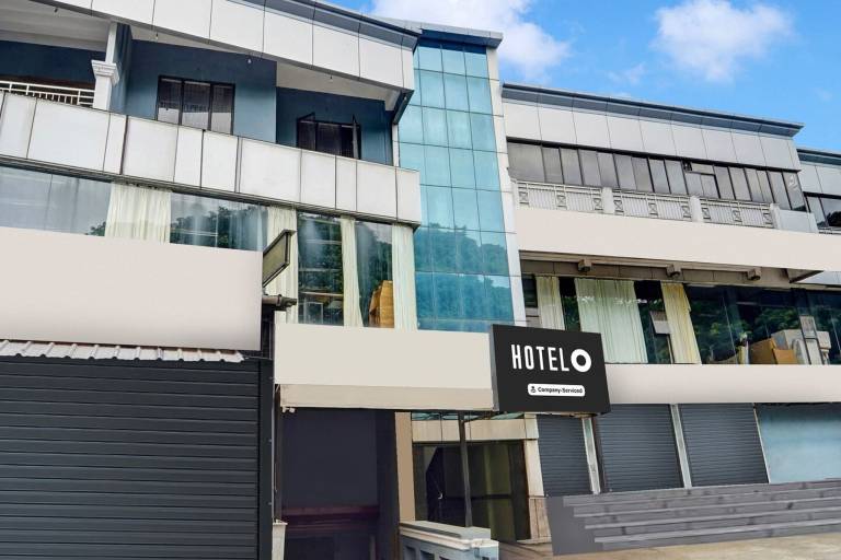 Super Hotel O East Fort