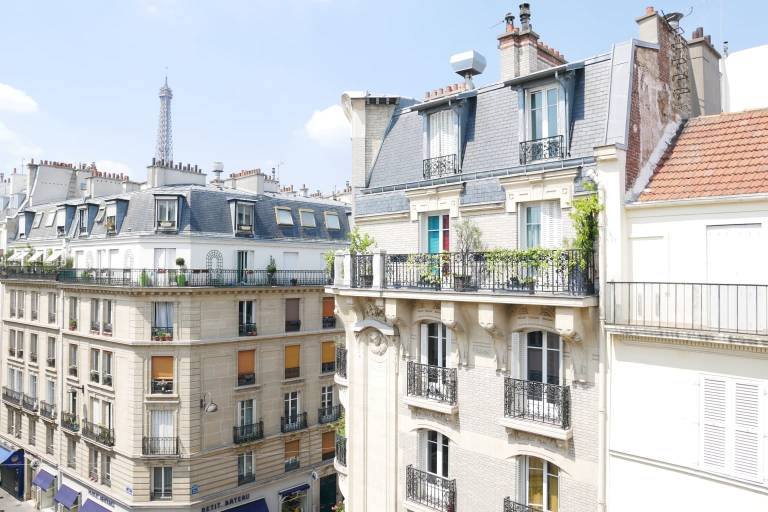 Nice Bright Apartment Near The Quays Of Orsay