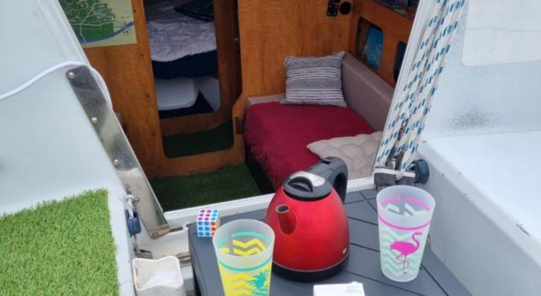 Boat with 1 room for 3 persons — photo 4