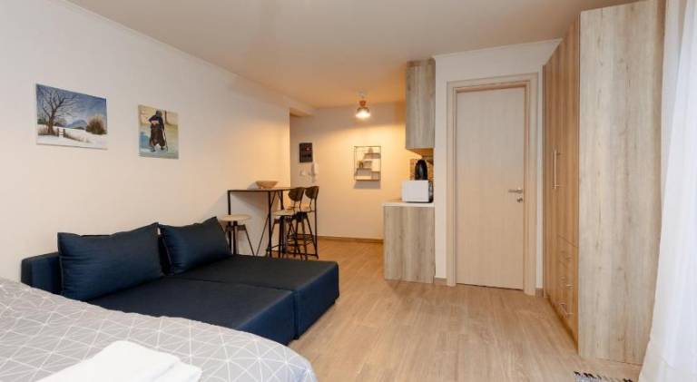 Nice serviced apartment with terrace | Pets are welcome — photo 2