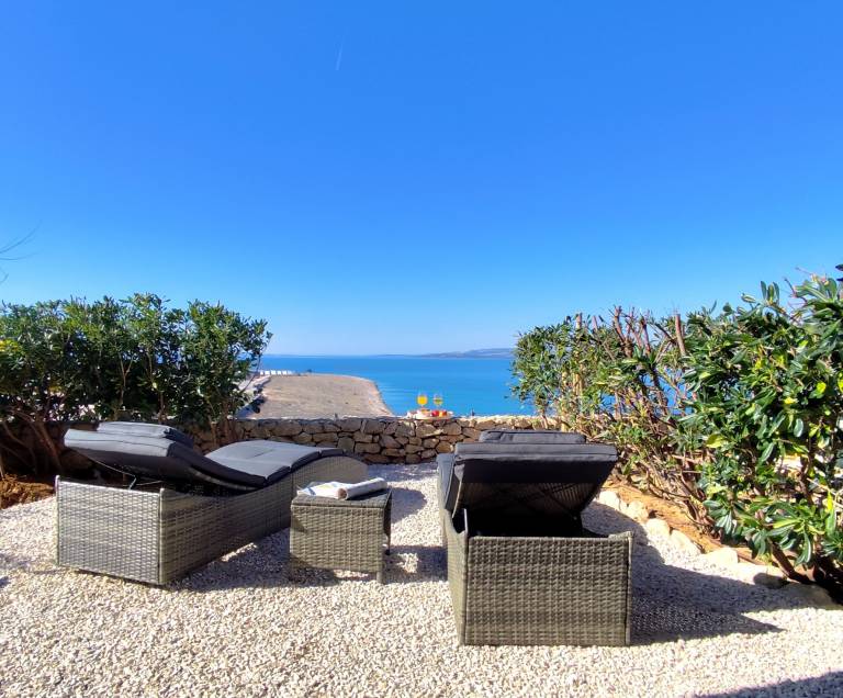 Ferienwohnung in Povljana, Kvarner-Bucht für max. 6 Personen Ferienwohnung in Povljana, Kvarner-Bucht für max. 6 Personen