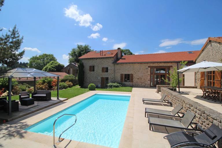 320 m² Villa