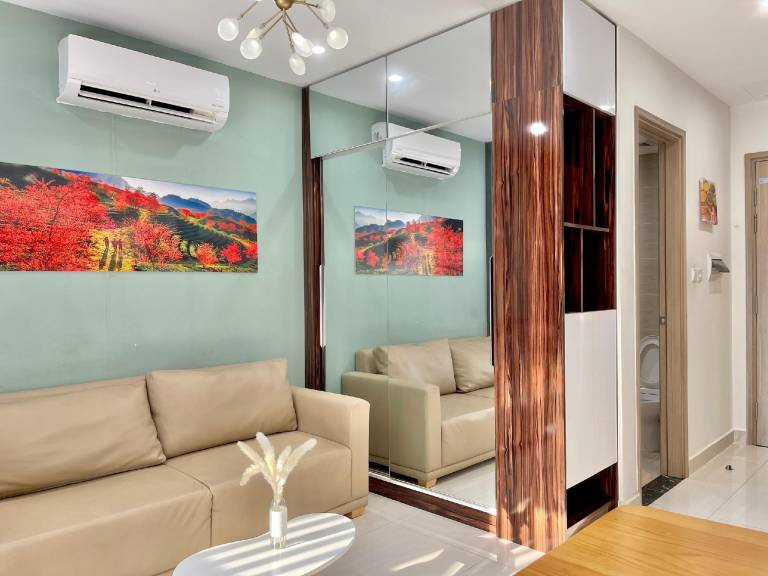 Holiday apartment with hot tub, BBQ & garden | Water view | Good for workation — photo 2