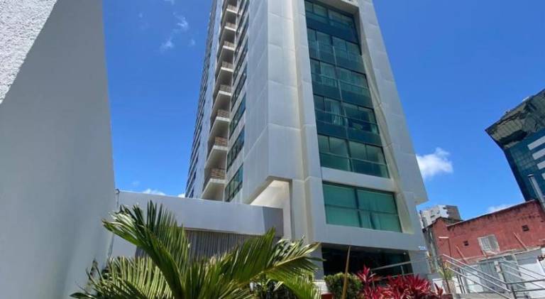 Beautiful holiday apartment with pool | Next to the beach | Pets are welcome in Piedade