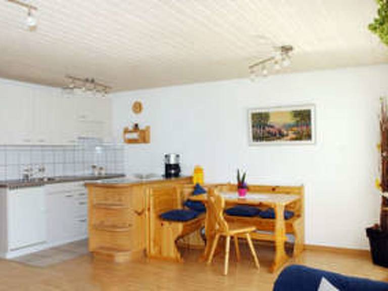 Holiday apartment with terrace & BBQ — photo 5