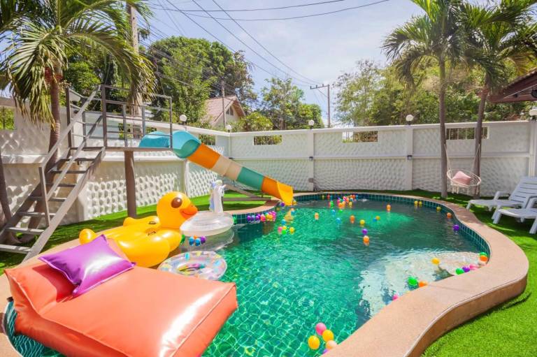 Jomtien Beach Villas — photo 4