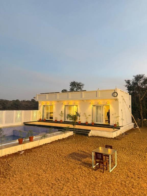 Ample villa with garden & private pool | Good for workation | Pets are welcome in Udaipur