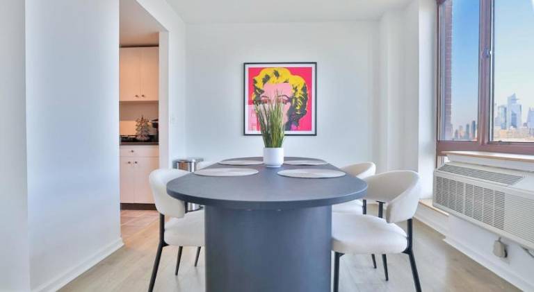 Apartment with 2 rooms for 6 persons — photo 3