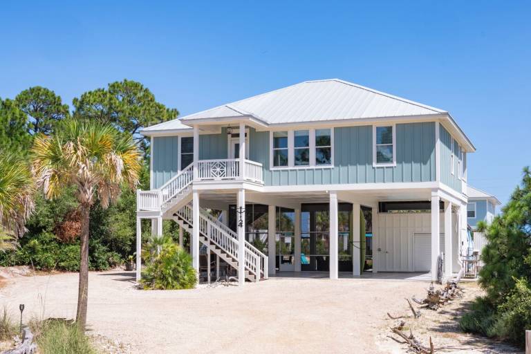 House Saint George Island