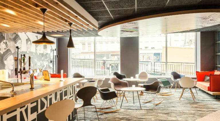 Ibis Edinburgh Centre Royal Mile - Hunter Square — photo 2