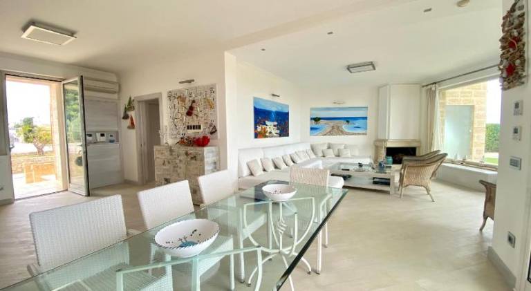 Holiday apartment with pool — photo 3