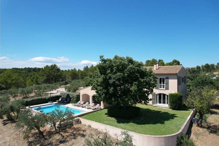 Ferienhaus in Mouriès für max. 12 Personen Ferienhaus in Mouriès für max. 12 Personen