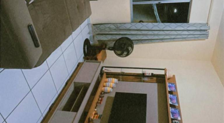 Apartment with pool — photo 5
