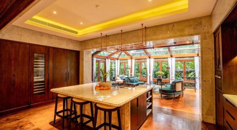 Villa with pool | Pets are welcome — photo 4