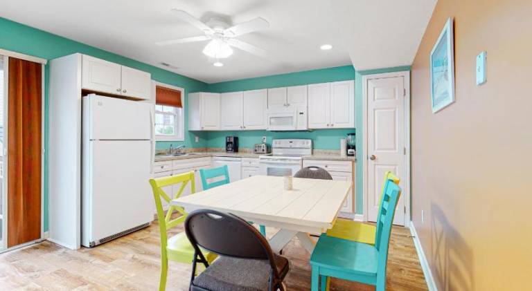Vacation home with grill — photo 3