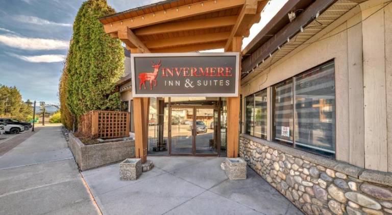 Invermere Inn & Suites in Invermere, BC