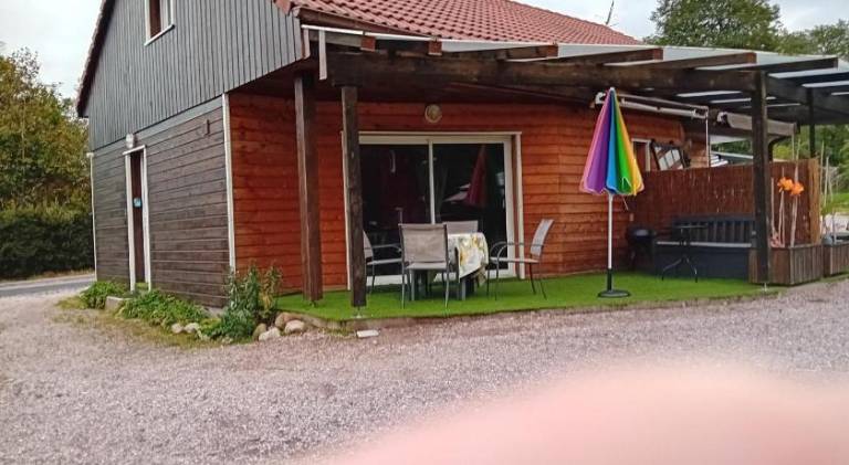 Lovely chalet with hot tub | Pet-friendly — photo 5