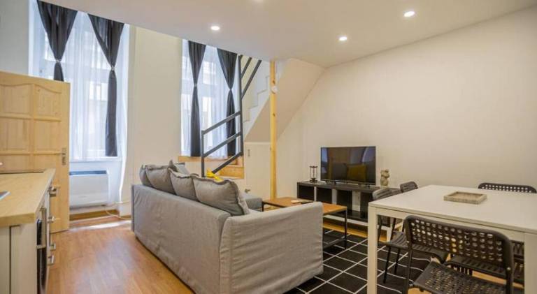 2 bedroom flat in the Dob street, Venus — photo 2