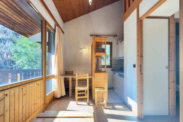 Pleasant apartment with patio | Ski nearby | Pets allowed — photo 3
