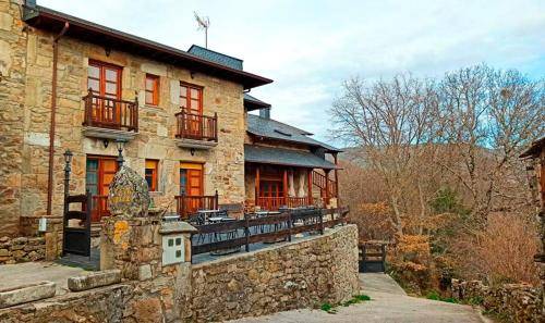 Casa Lubián