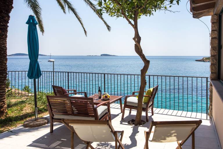 Rental apartment with pool & terrace | Sea view — photo 2