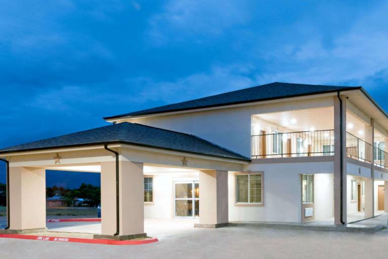 Super 8 By Wyndham Colorado City in Colorado City, TX