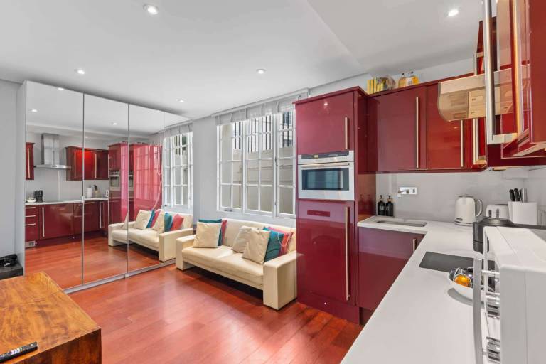 Sloane Square & Belgravia 1 Bed Apartment