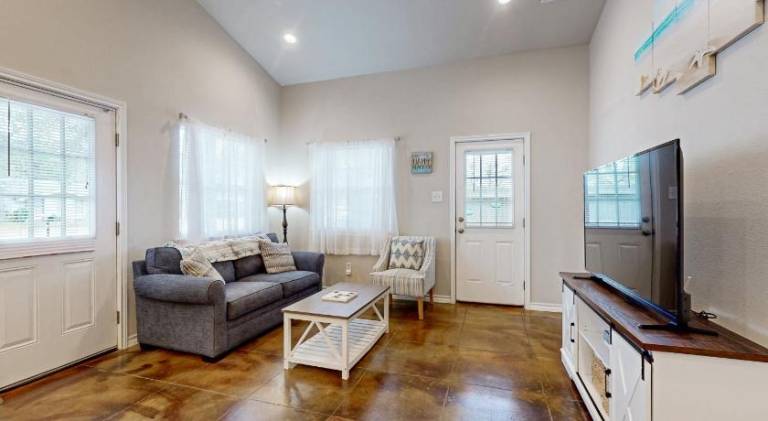 House with 2 rooms for 4 persons — photo 2