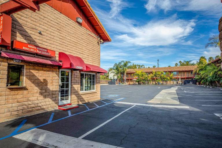 Motel 6 Carlsbad, CA - North in Carlsbad, CA