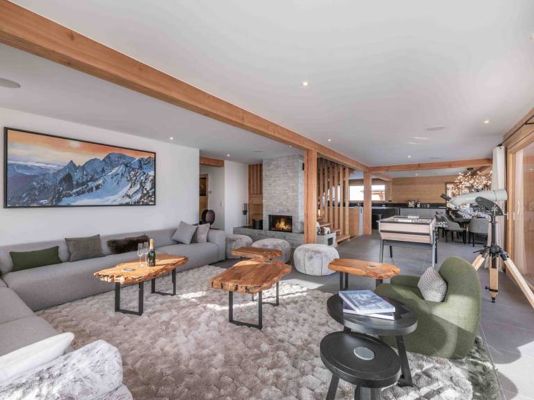 Modern chalet in Combloux with pool and wellness area in Combloux