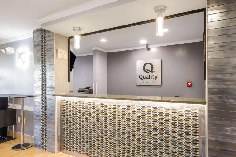 Quality Inn & Suites CVG Airport — photo 3