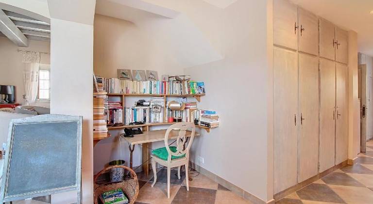 Fully equipped villa with private pool, barbeque & terrace | Suitable for remote work | Dogs allowed — photo 4