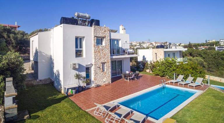 Fully equipped pleasant vacation home with barbeque, terrace & garden | Perfect for remote work | Pets are welcome — photo 3
