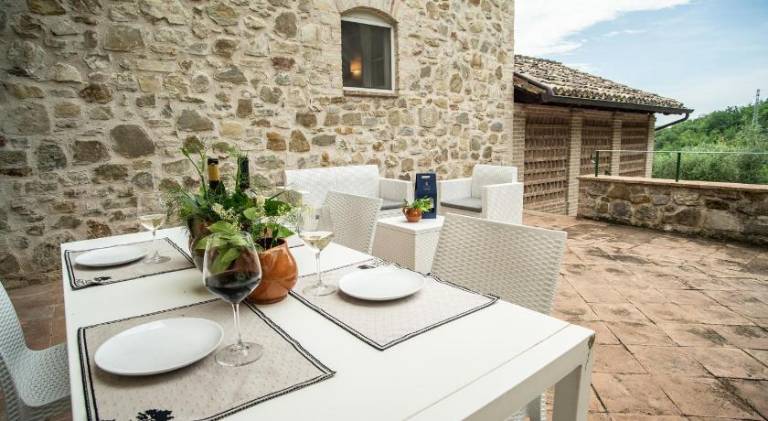 Family-friendly serviced apartment with pool, barbeque & garden | Good for workation | Dogs allowed — photo 4