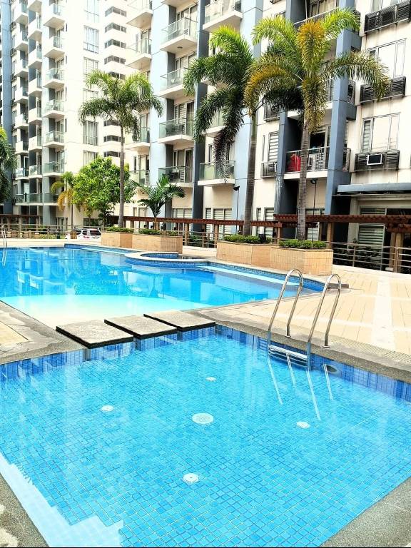 Apartment with garden & pool — photo 3