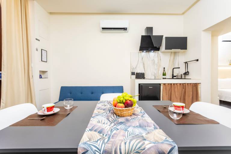 Apartment 'Marina Home - Luxury' with Mountain View, Wi-Fi and Air Conditioning — photo 5