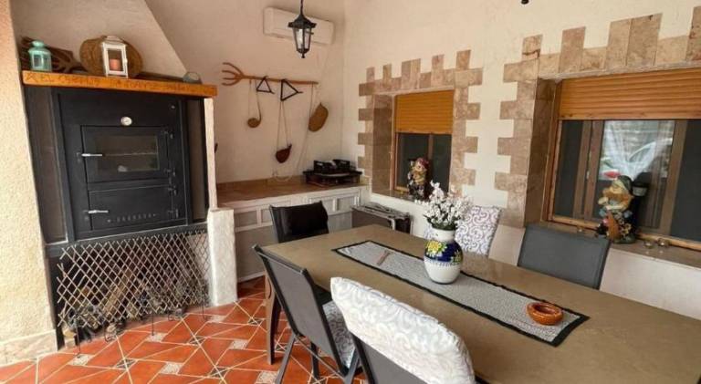 Chalet with 2 rooms for 4 persons — photo 4