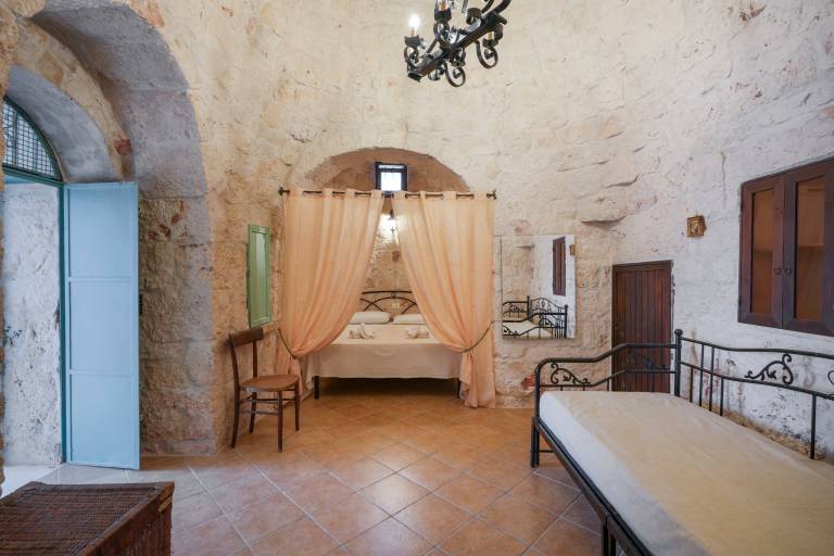 Holiday Home 'Trullo Luce Ostuni' with Private Terrace and Wi-Fi — photo 5