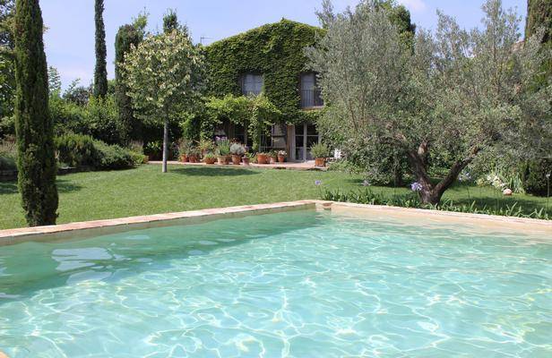 Luxuriöse, historische Villa mit Pool an der Costa Brava