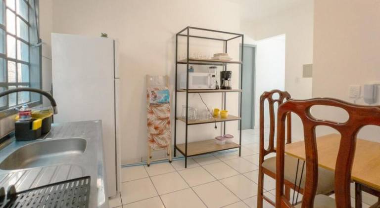 Rental apartment with 1 room for 4 persons in Maringá